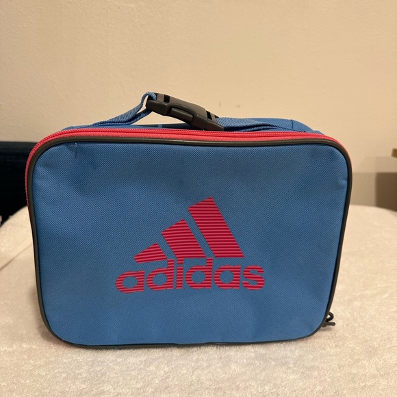 New adidas Foundation Lunch Bag - Picture 1 of 5